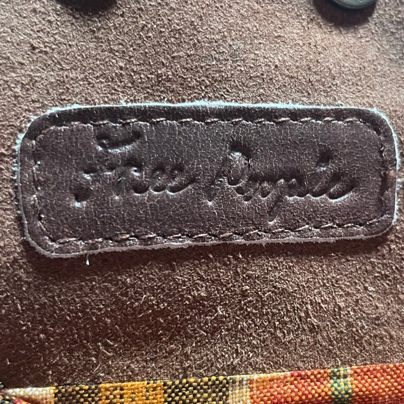 Free people purple card case. Measures approximately 4 x 5”. New! - Picture 9 of 9